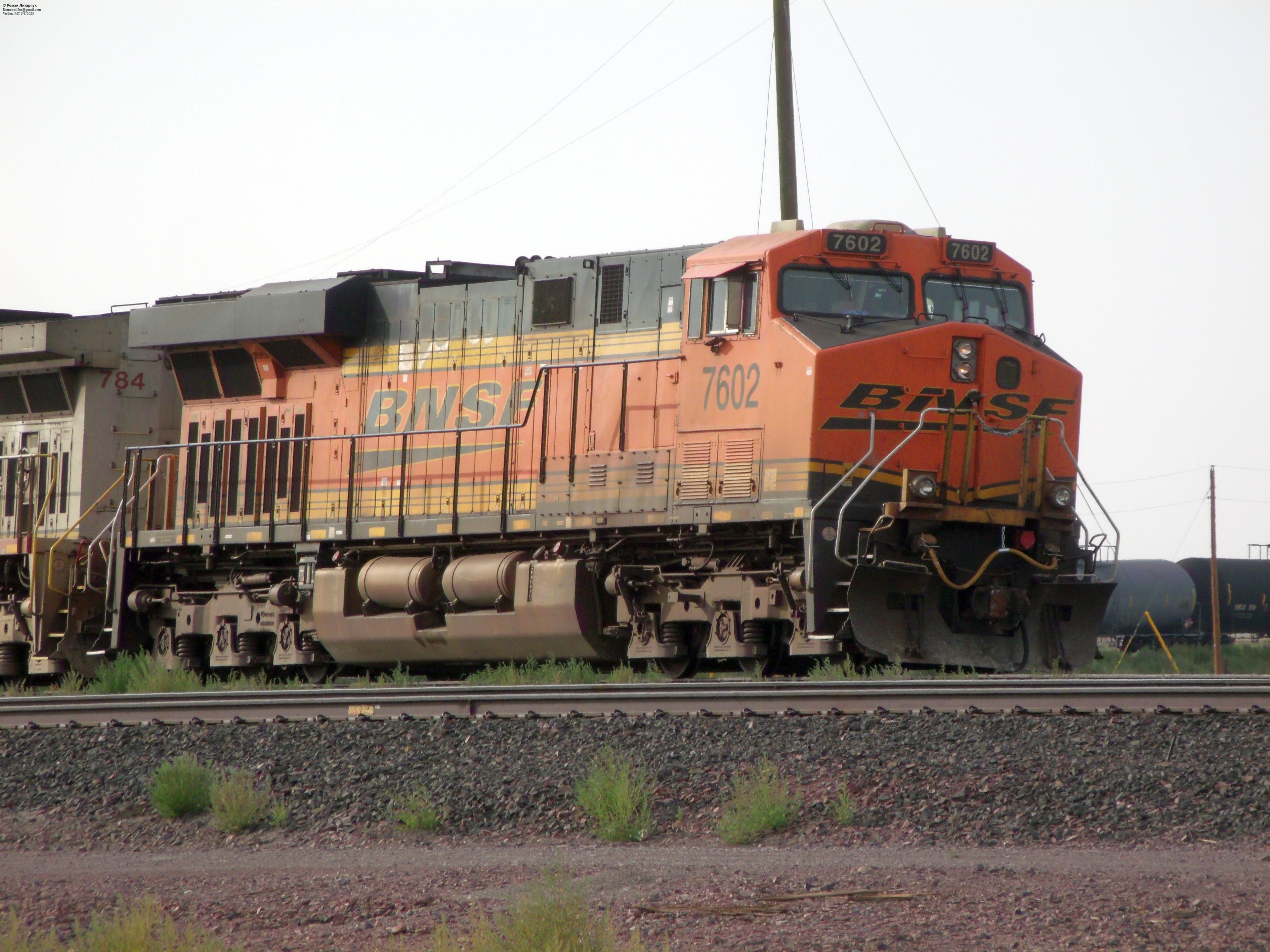 BNSF 7602 ES44DC