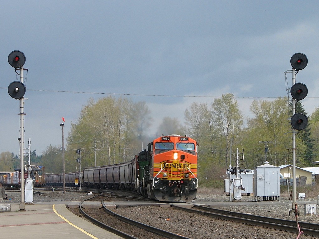 BNSF 7650