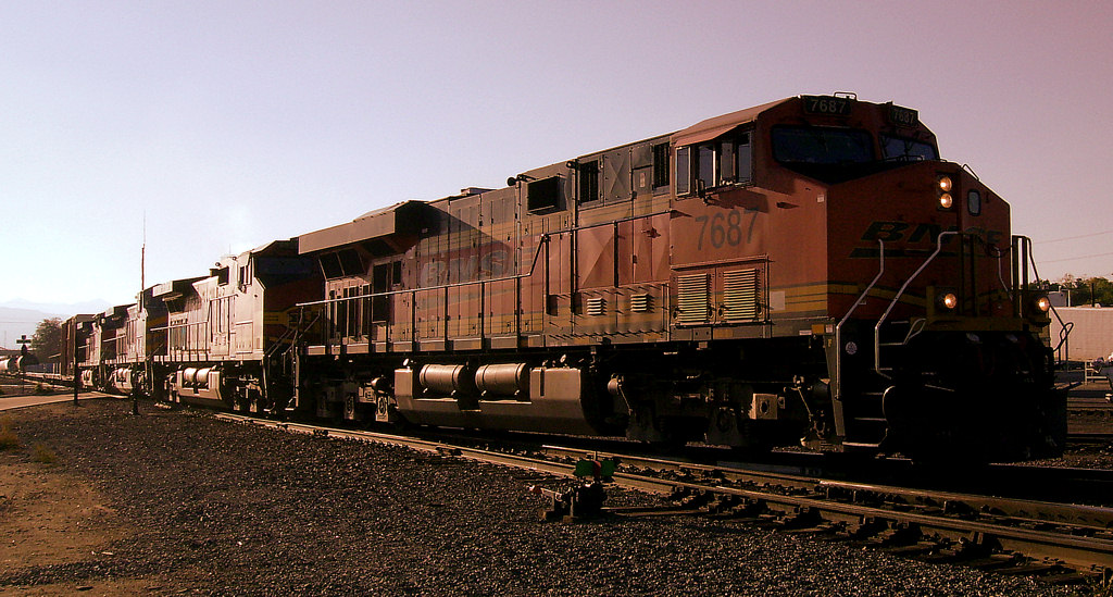 BNSF 7687 At Sunset