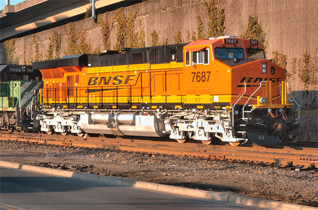 BNSF 7687