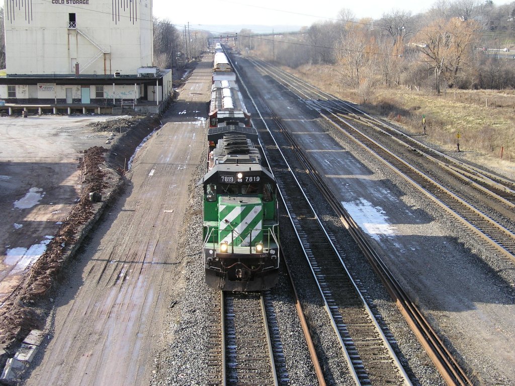 BNSF 7819