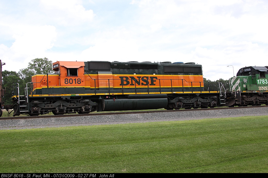 BNSF 8018