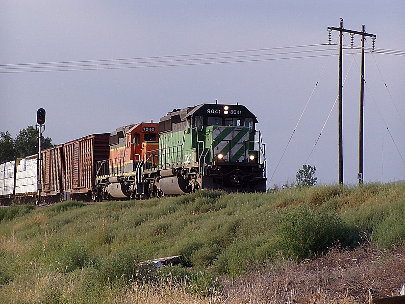 BNSF 8041 East