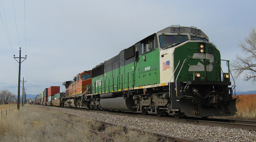 BNSF 8164 Leading The Way