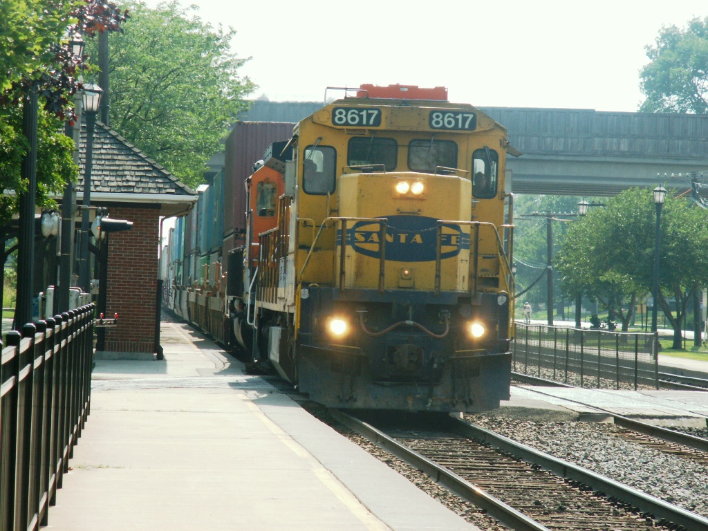 BNSF 8617