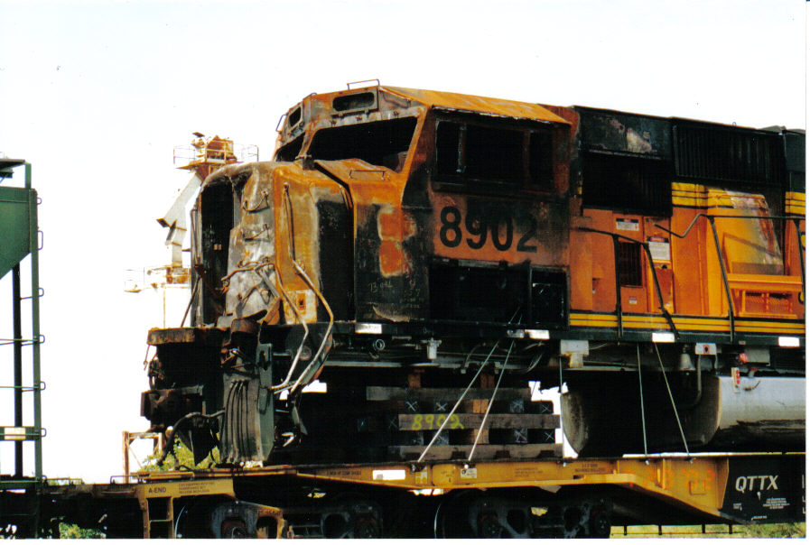 BNSF 8902