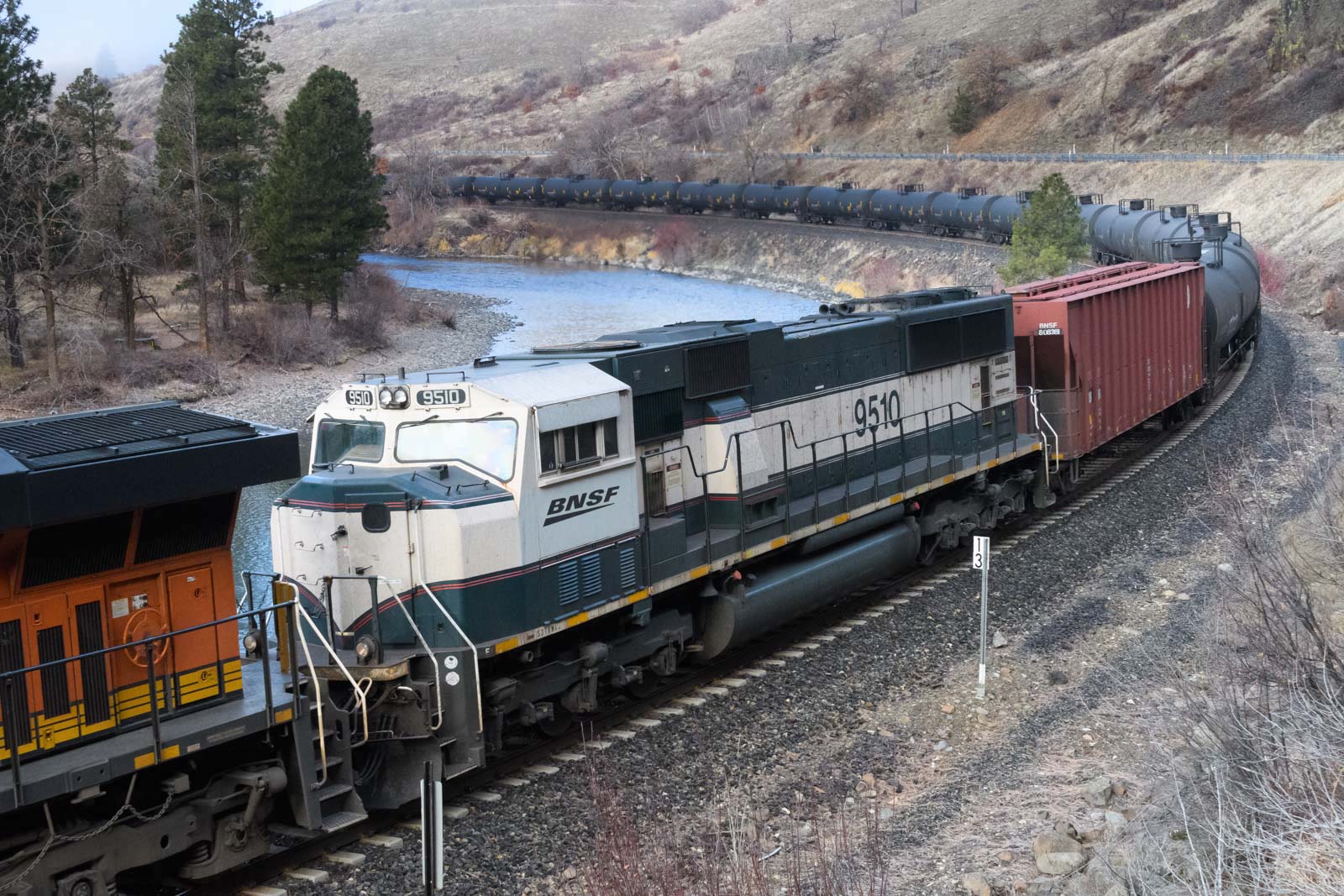 BNSF 9510.jpg
