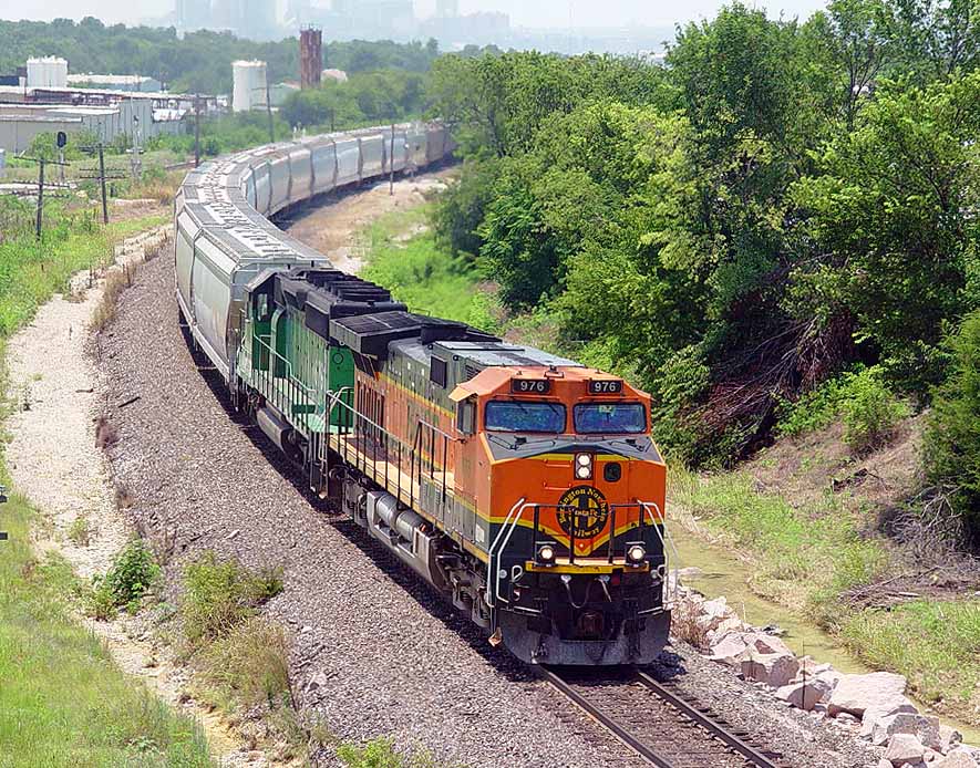 BNSF 976