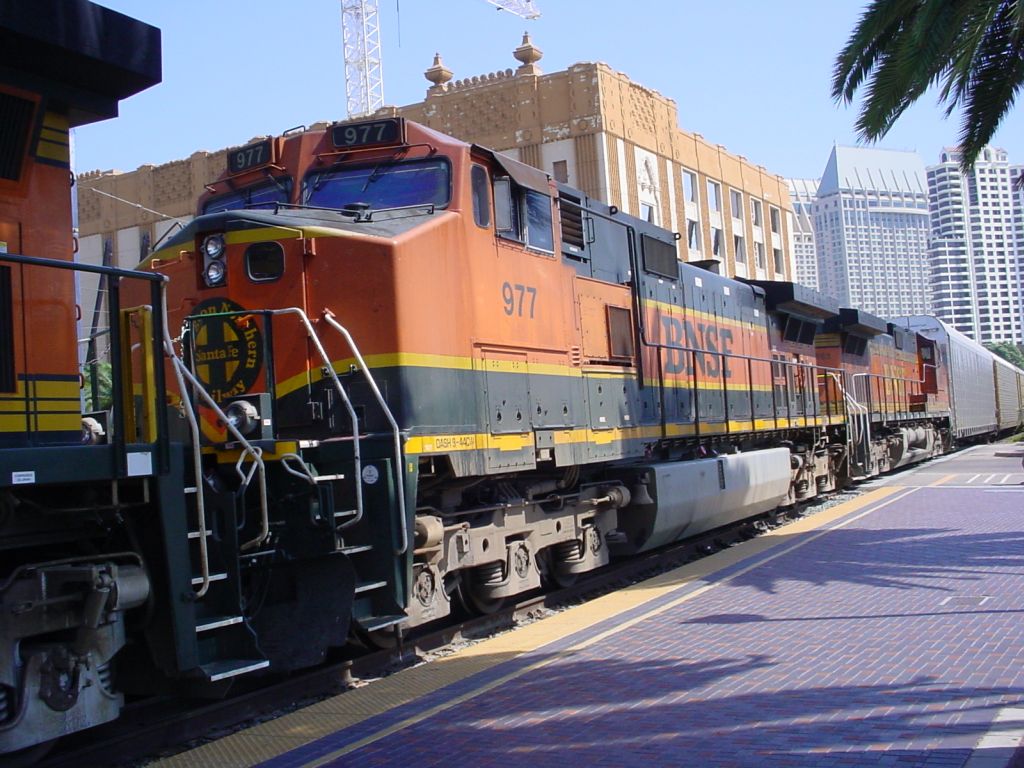 BNSF 977