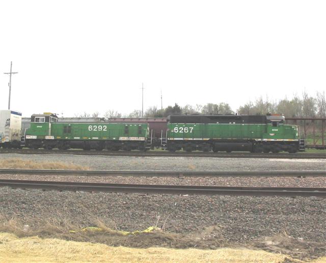 BNSF Cow and calf pulling hump cut  at Argentine Yard