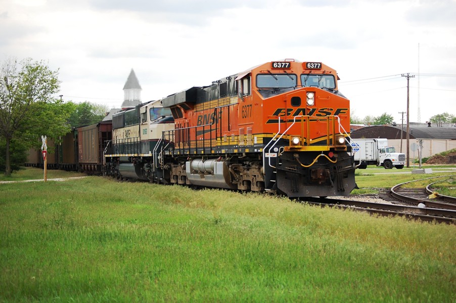 BNSF Dercatur Il Coal Train
