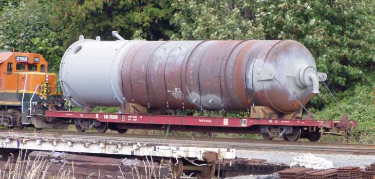 BNSF, giant tank on flat car