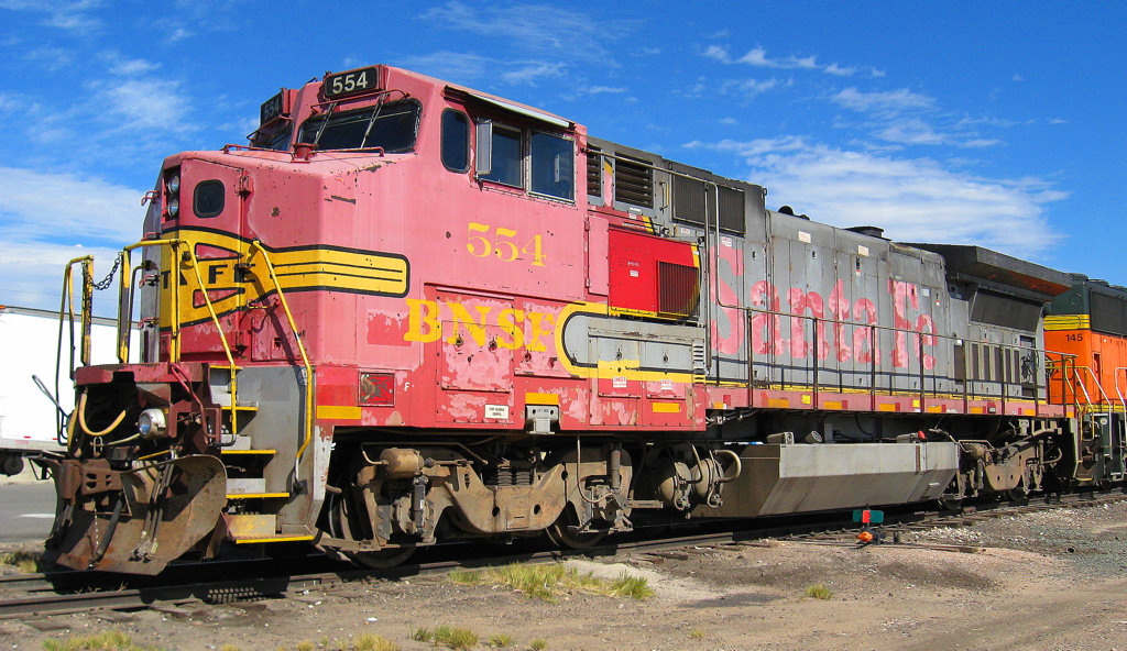BNSF Paint Shop.....Please!