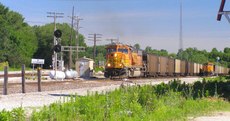 BNSF Pass at Old Monroe