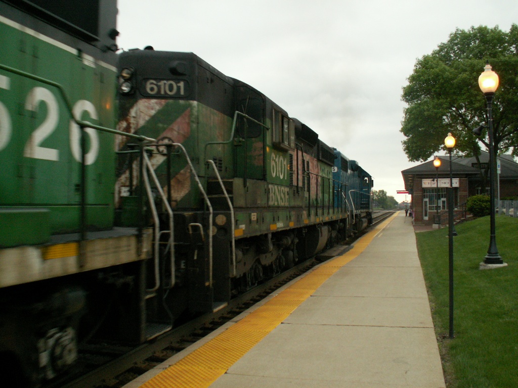 BNSF SD9 6101