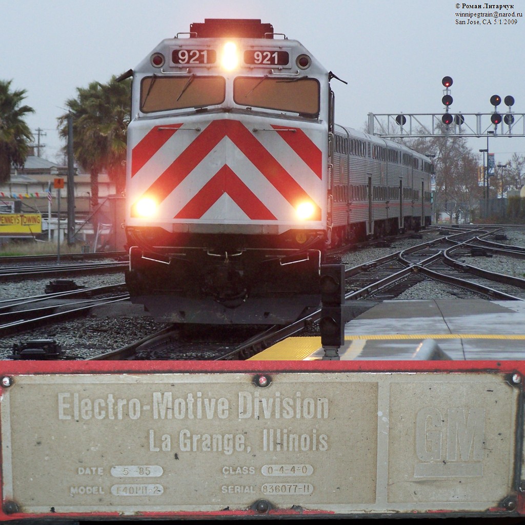 CalTrain 921 F40PH-2C