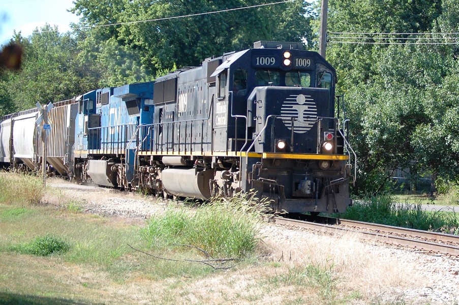 CNRW Peoria IL Local Delavan Il  8-25-2011