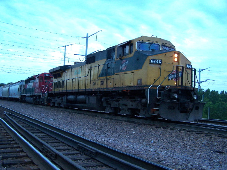 CNW 8646