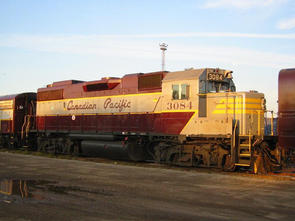 CP - 3084 (GP38-2)