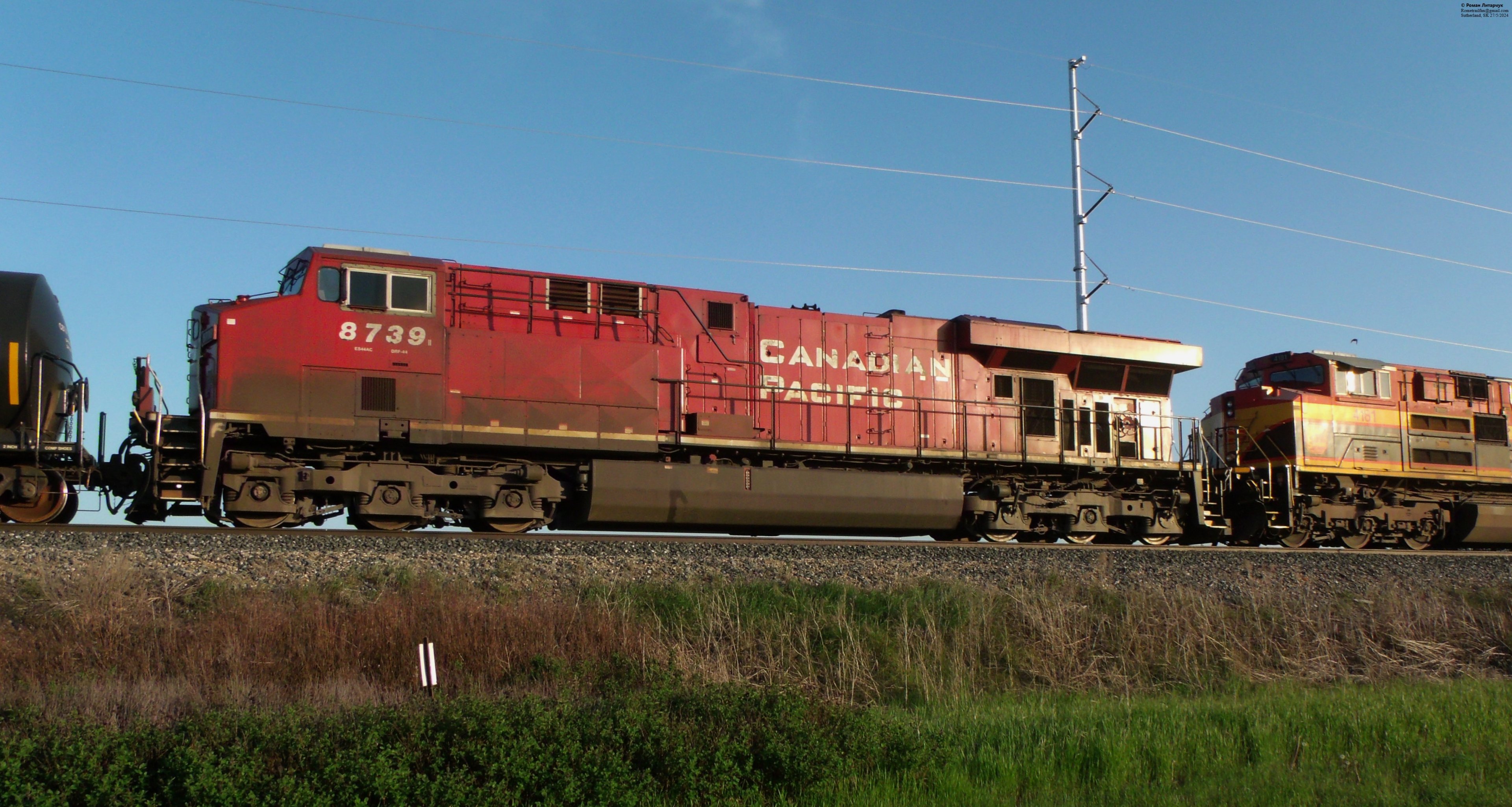 CP 8739 ES44AC