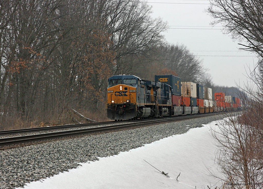 CSX  5105 E Portage, In
