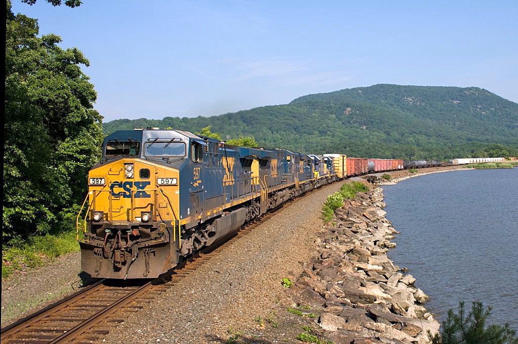 CSX 597