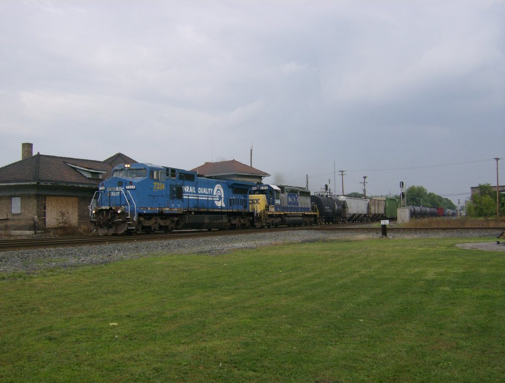 CSX 7334/8466 w/b Deshler OH Sep 7 2007