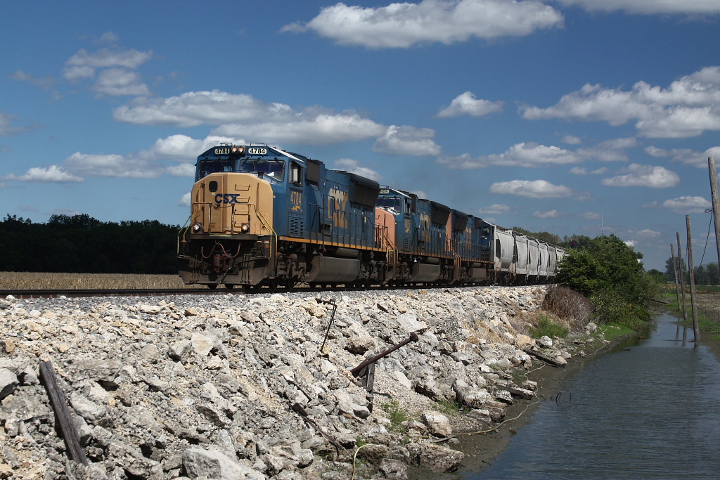 CSXT at Machens