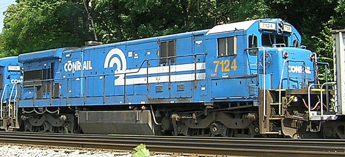 CSXT C30-7 7124 (CR C36-7)
