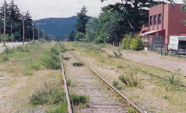 E&N mainline at Langford