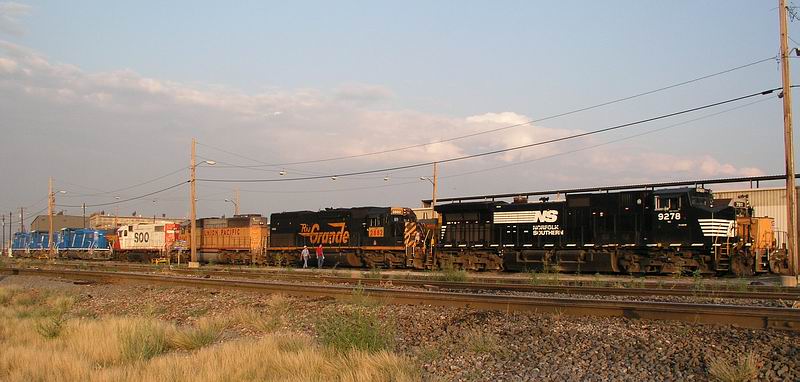Early morning color with UP/NS/SOO/CEFX/DRGW