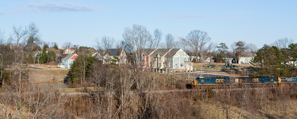 Eastbond Coal Emties Climb to Afton