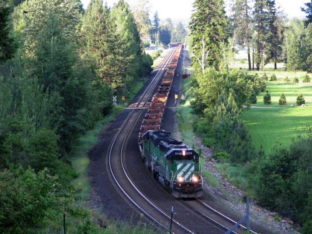Eastbound Bare Table approaching Sandpoint