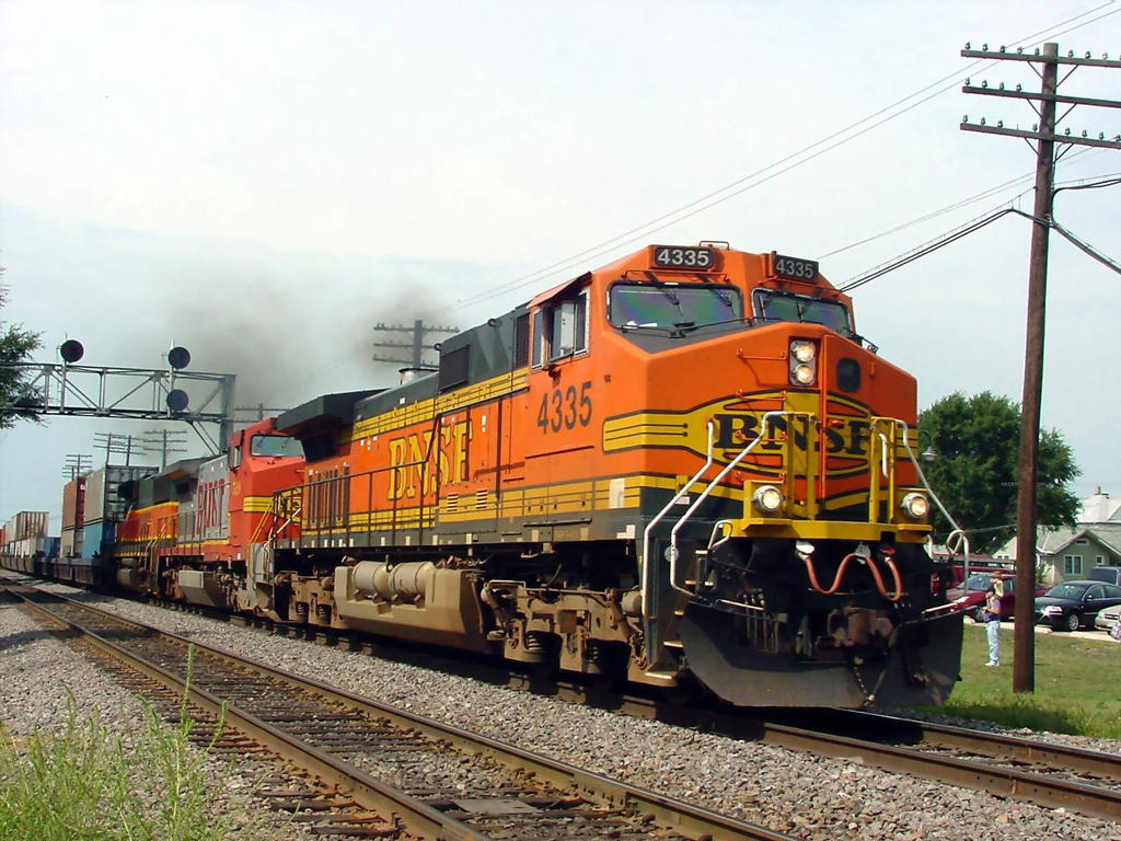 Eastbound crossing Diamonds at Rochelle