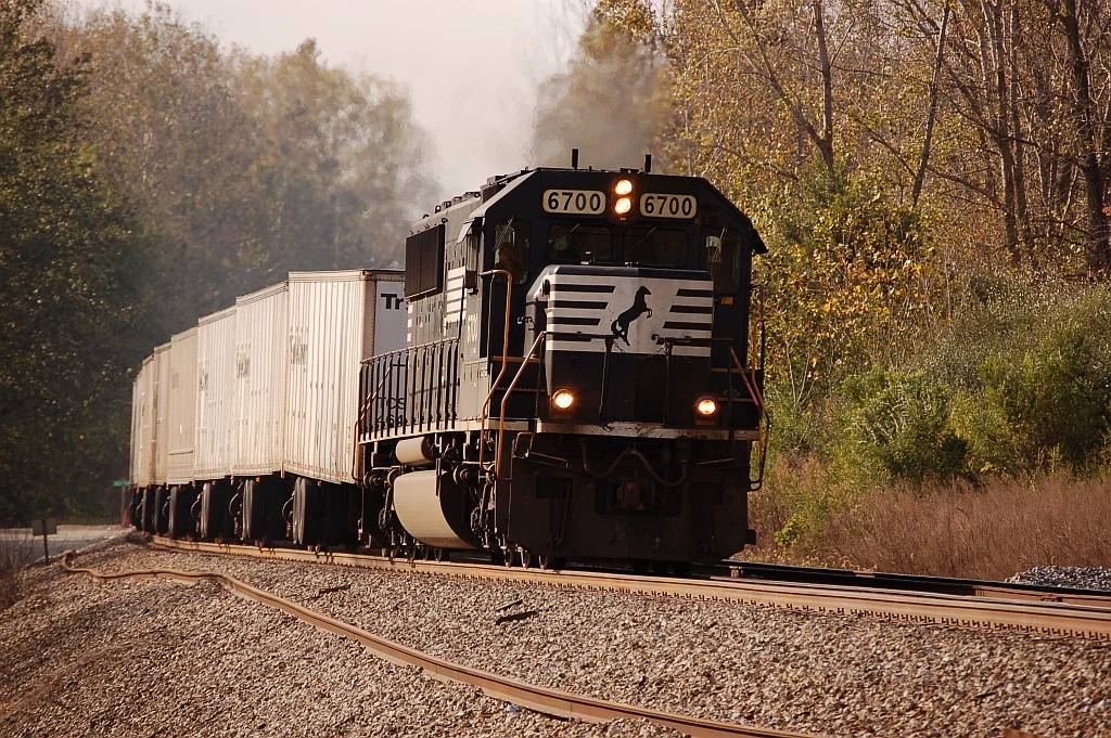 Eastbound Roadrailer