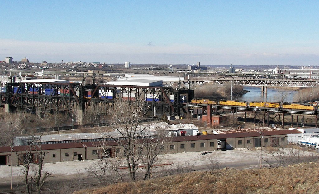 Eastbound UP Intermodal