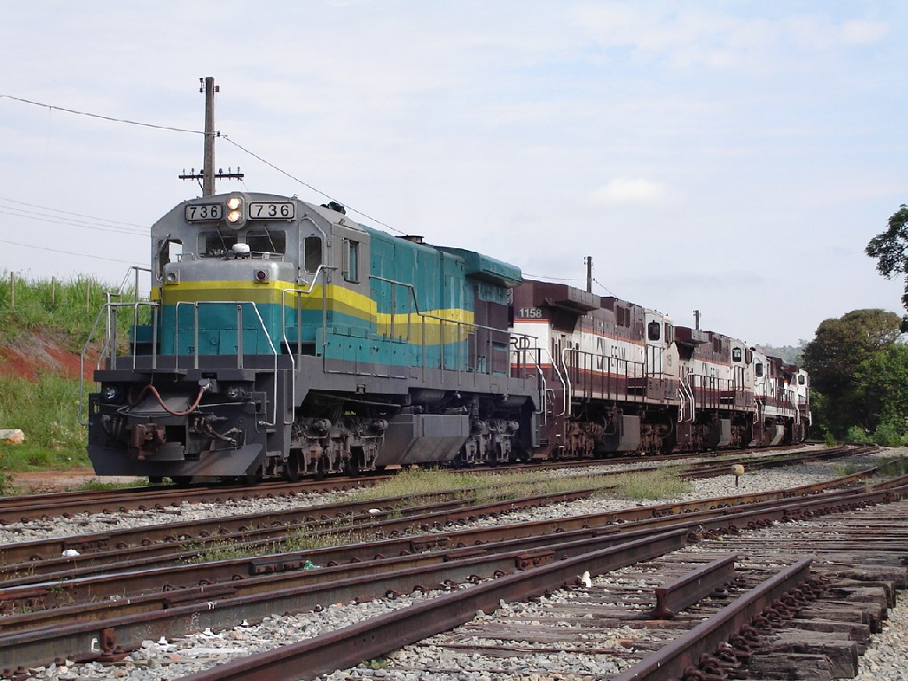 EFVM 736