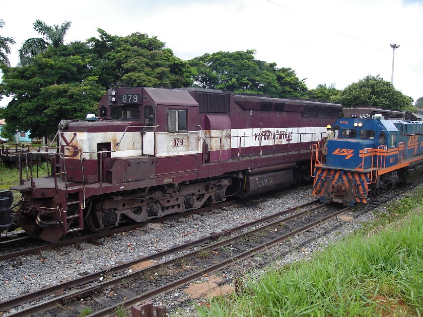 EFVM 879