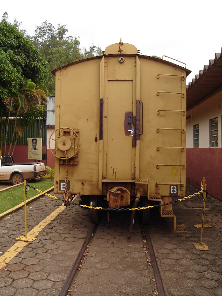 EFVM FNB-289704-1 end