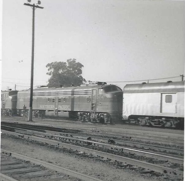 EMD E9