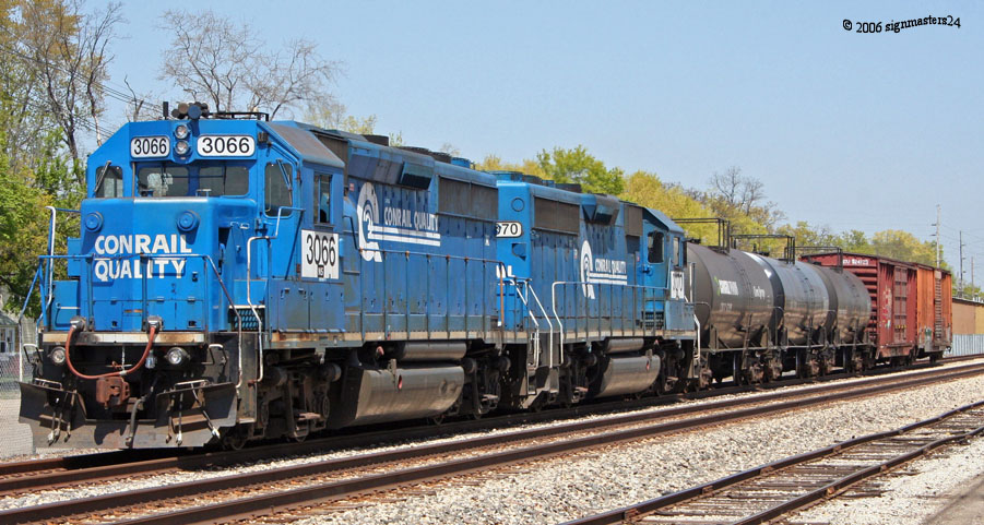 EMD GP40-2 Dowagiac, MI April 2006