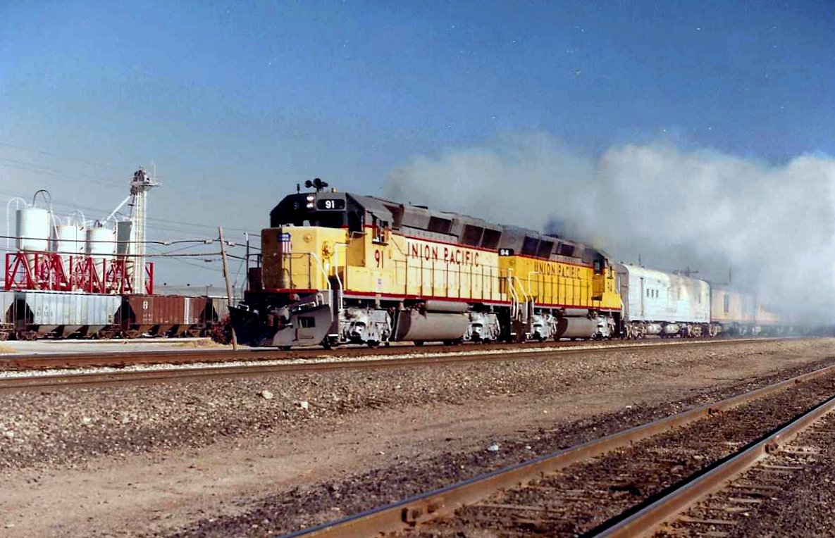 EMD GP40x's