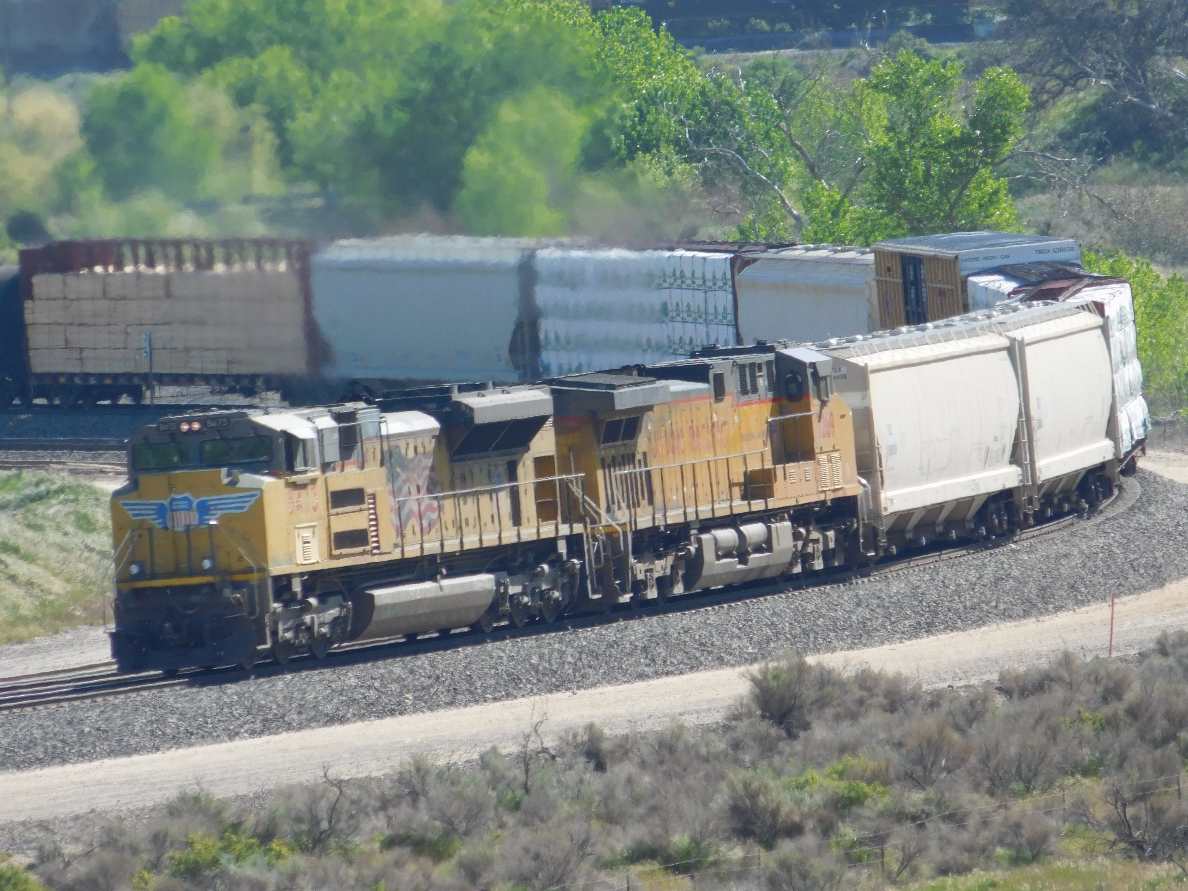 EMD SD70ACE