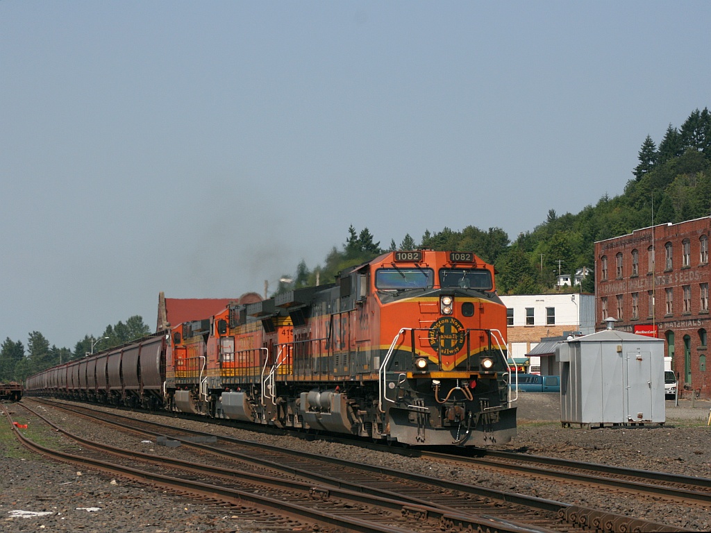 Empty grainer at Chehalis, WA
