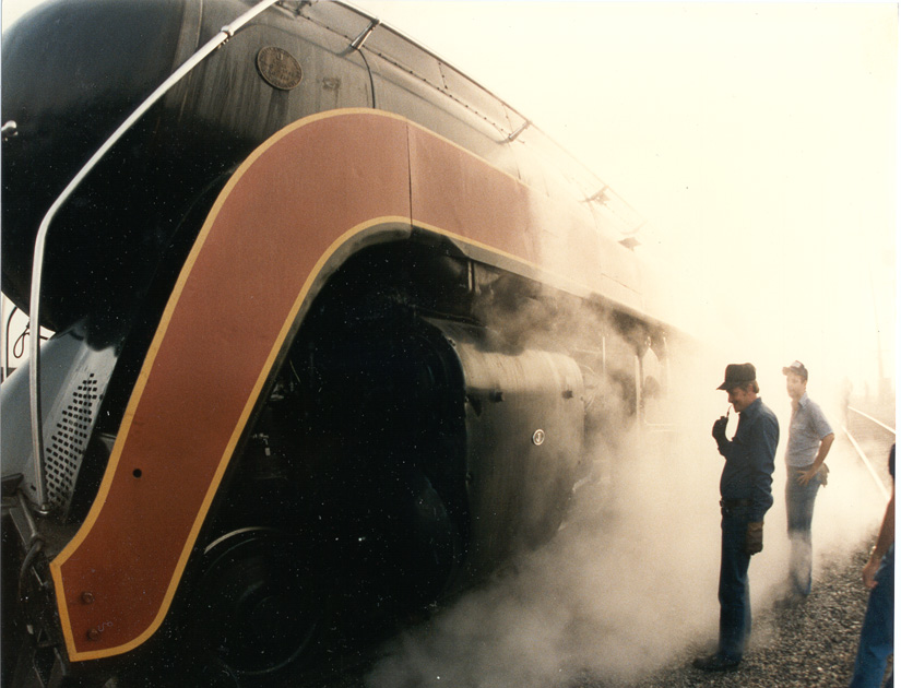Engineer checks the J 611