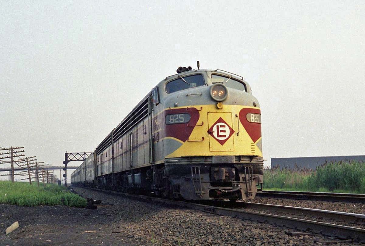 Erie-Lackawanna 825