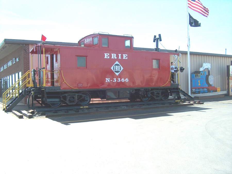 Erie RR caboose