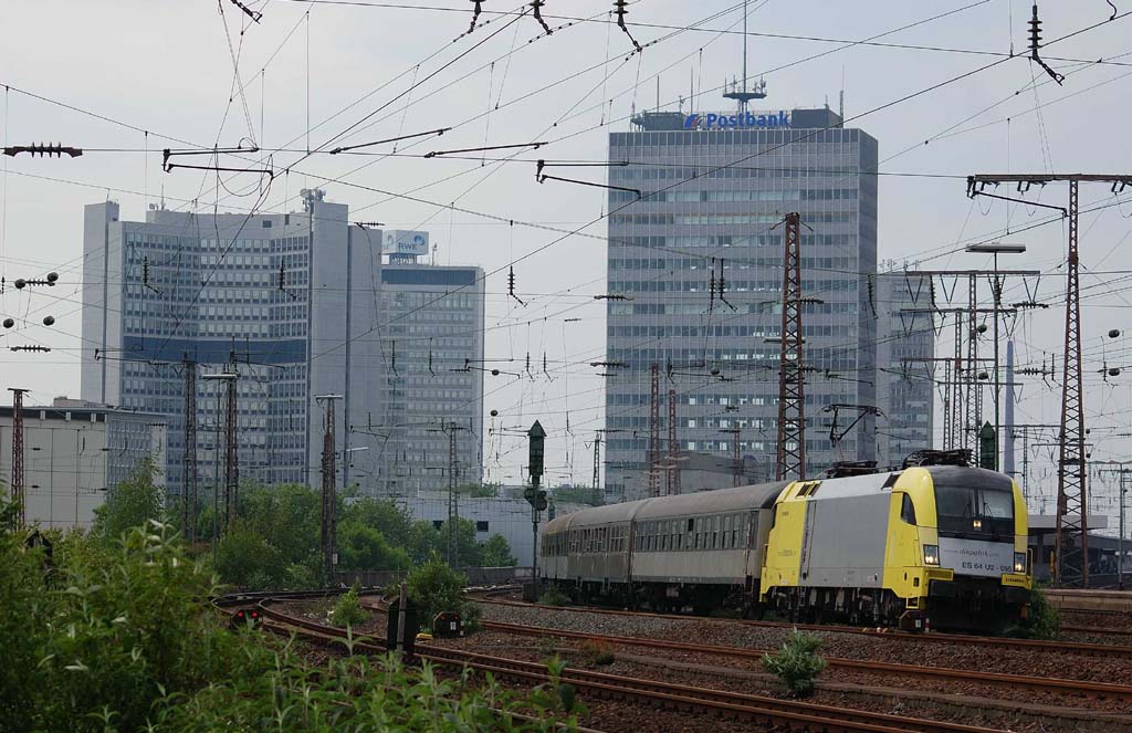 ES 64 U2 095