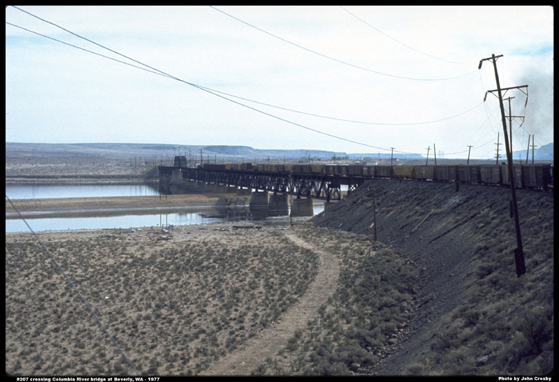 Extra West Crosses the Columbia at Beverly