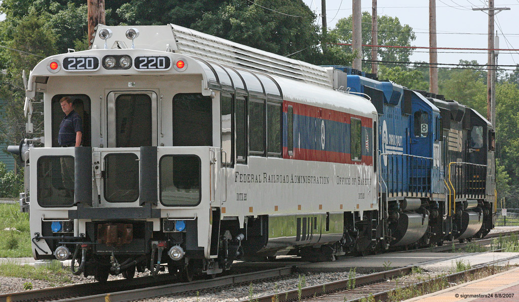 Federal Railroad Administration geometry car
